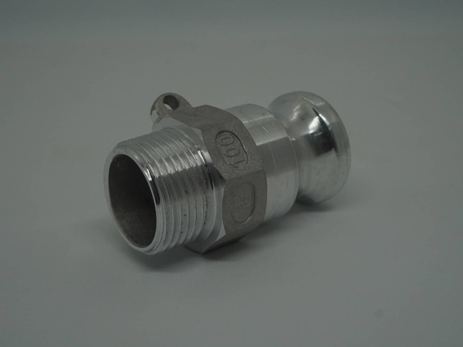 DSC06142 ACOPLE F MACHO CON ROSCA M - Imagen 1